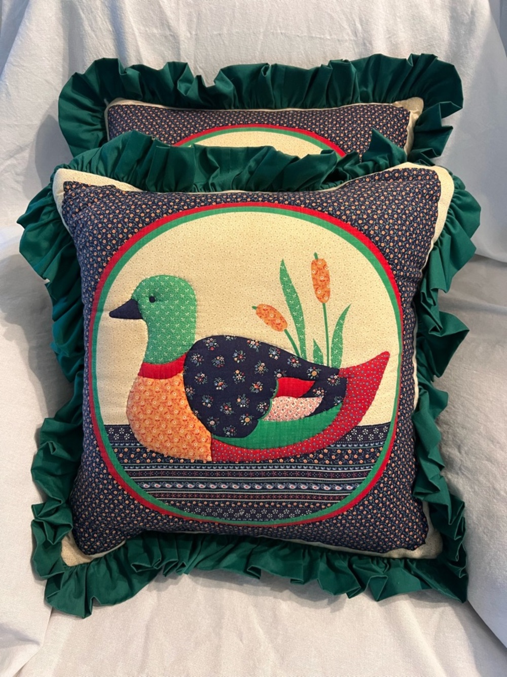 Vintage 90’s Green Mallard Duck Appliqué Decorative Stitched Throw Pillows 2